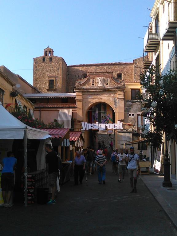 Casa Maddò Daire Castelbuono  Oda fotoğraf